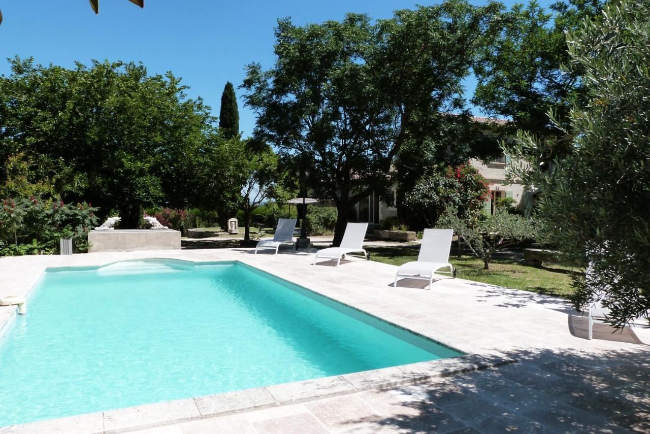 Le Mas Du Lac Saint-Rémy-de-Provence المظهر الخارجي الصورة